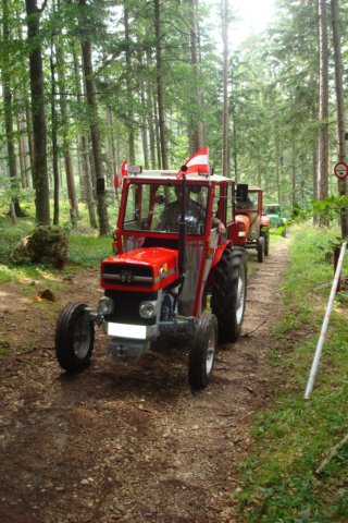traktorausfahrtnr326072008062.jpg