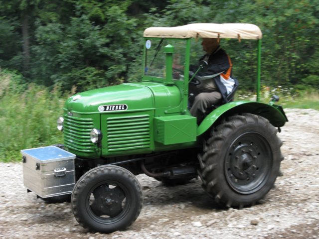traktorausfahrtnr326072008137.jpg