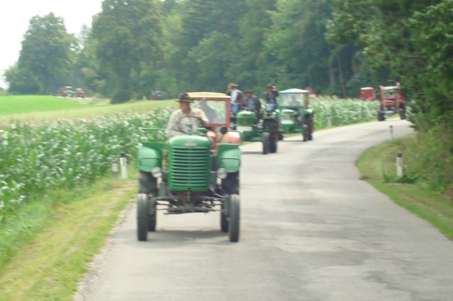 traktorausfahrtnr326072008028.jpg