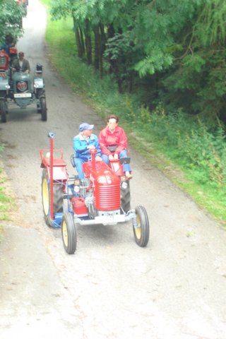 traktorausfahrtnr326072008048.jpg