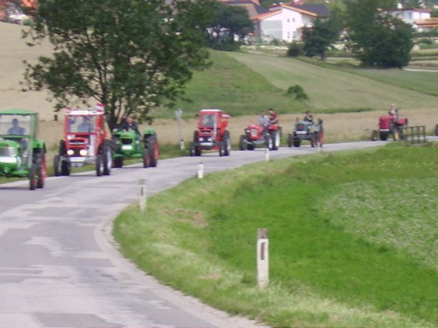 traktorausfahrtnr326072008099.jpg