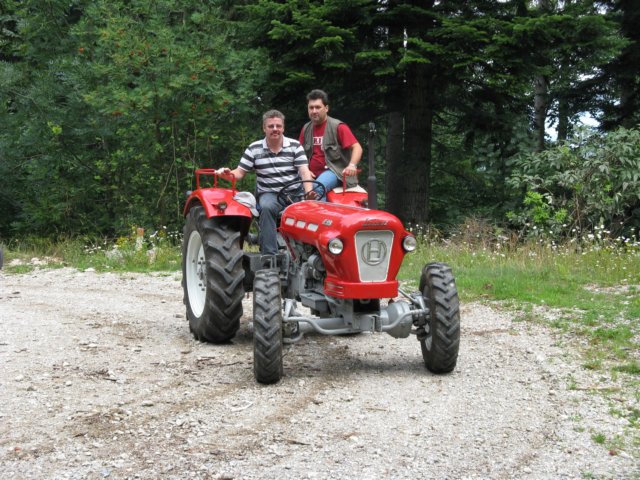 traktorausfahrtnr326072008132.jpg
