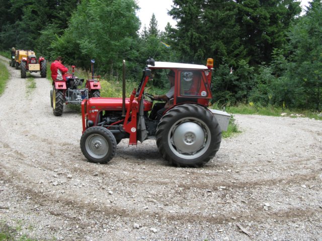 traktorausfahrtnr326072008141.jpg