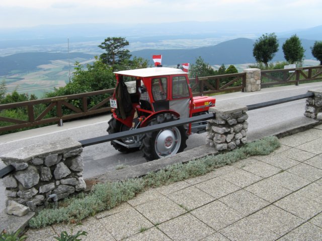traktorausfahrtnr326072008169.jpg